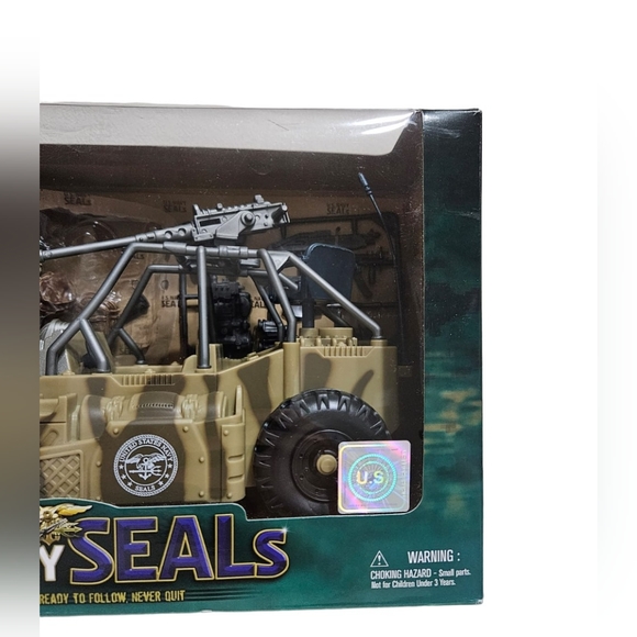Navy Seals United States Urban Patrol Vehicle Playset - Picture 2 of 4